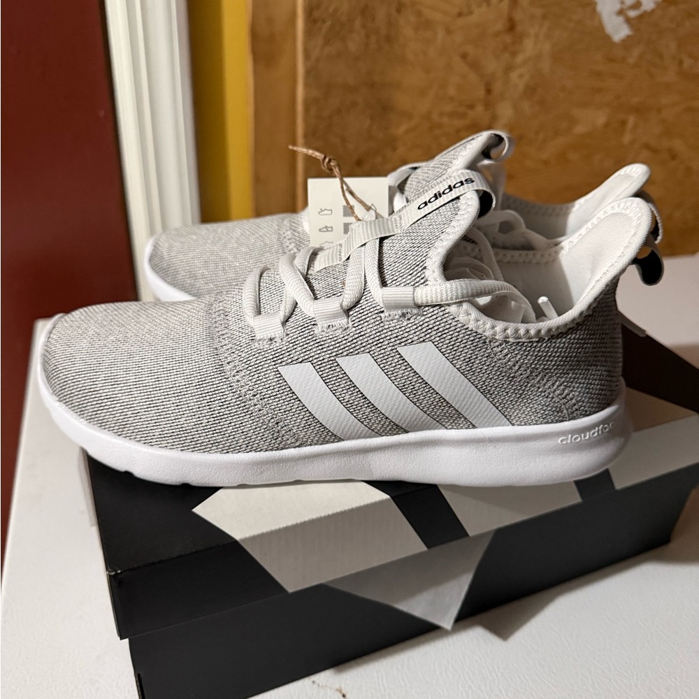 Adidas Womens Gray and White Sneakers - Picture 2 of 6